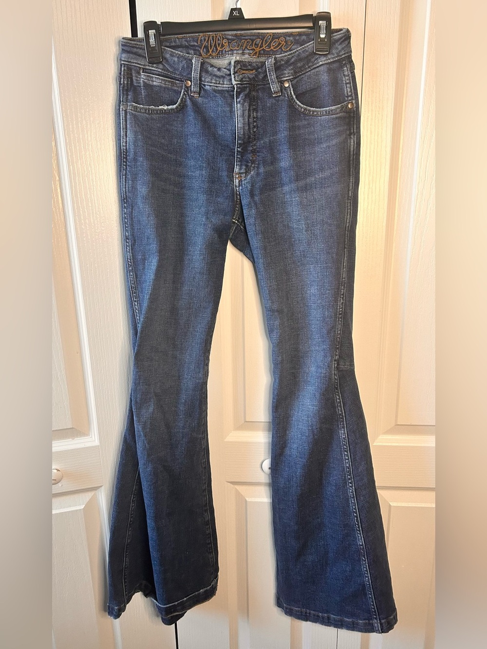 Wrangler High Rise Flare Denim Jeans Medium Wash Women's 28 X 36 Y2K 90's Vibes